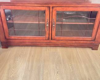 TV Stand w/Glass Doors