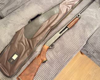 Ithaca Model 37 Featherlight 20 GA 2 3/4