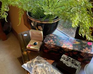 Greenery, another music box, and misc.