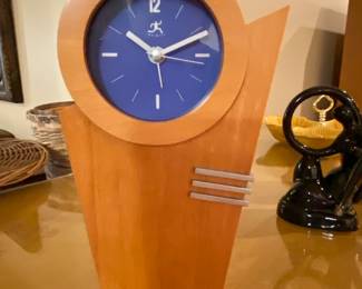 Whoa...is this cool, or what?  Very MCM, although we admit it is a reproduction.