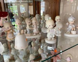 Some of the figurines available.