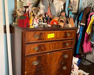 Antique dresser with more dolls