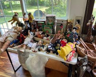 The main doll table