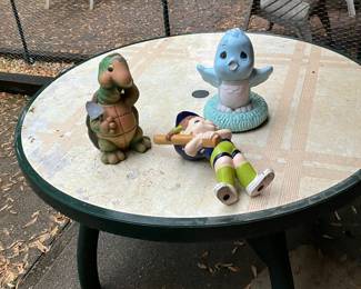 Outdoor table