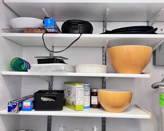 MORE KITCHEN ITEMS TO ORGANIZE