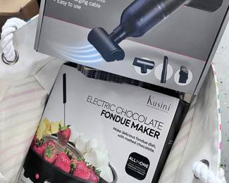 New Electric Fondue Maker, Portable Vacuum. MANY NEW AND QUALITY KITCHEN / HOME ITEMS. THERE IS SO MUCH TO GO THRU AND WILL UPDATE PHOTO THE WEEK OF THE SALE.
