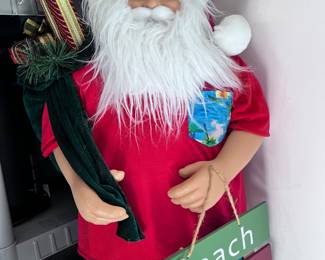 BEACHY SANTA
