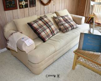 0735Family Room