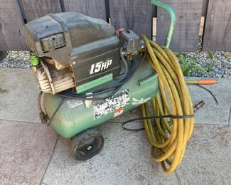 hitatchi compressor with hoses