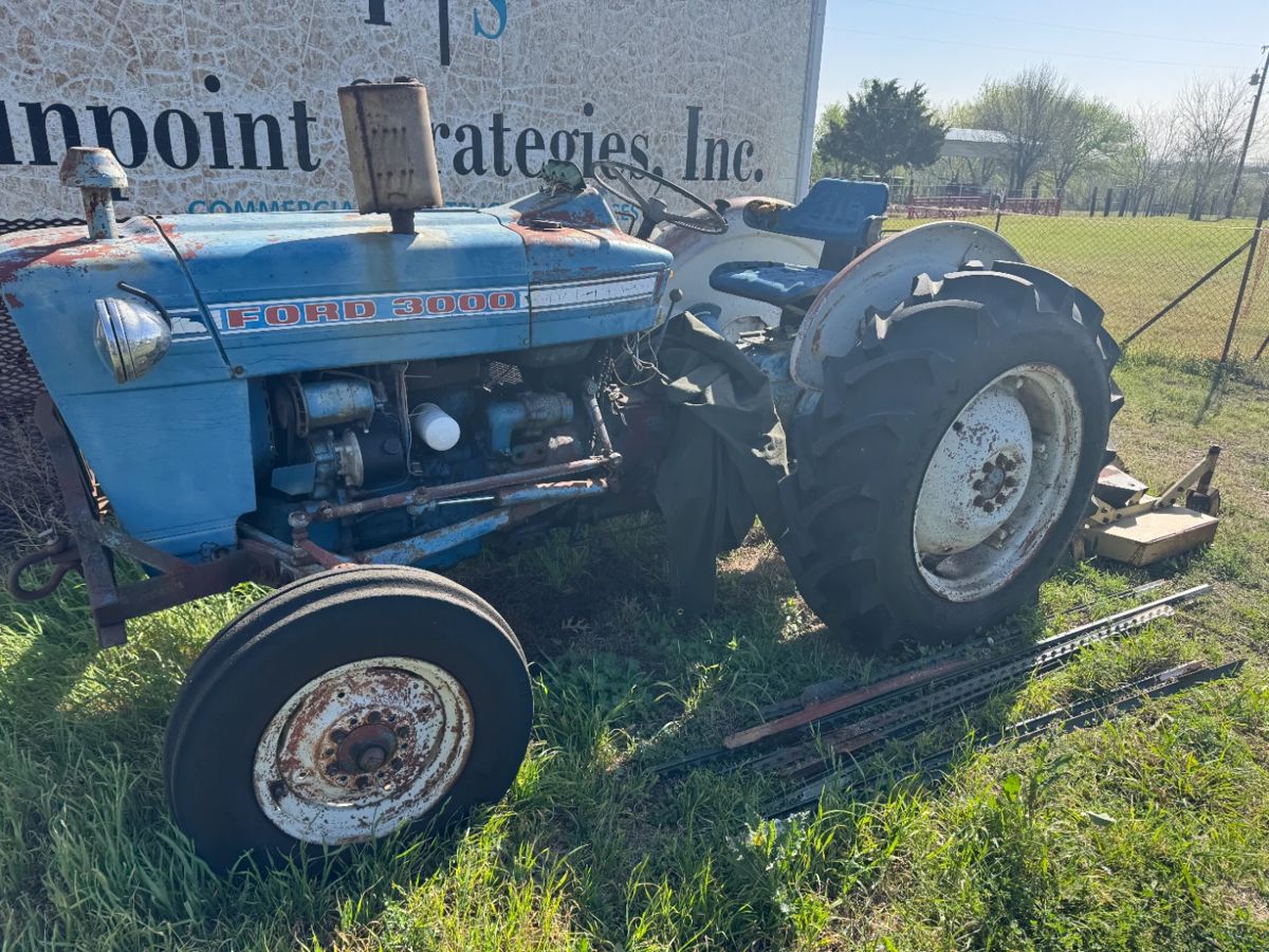 Ford 3000 Tractor with finishing mower