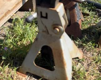 jack stands