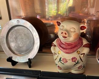 Vintage cookie jar.