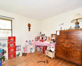 281Bedroom A