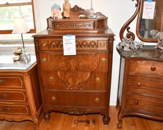 021Some Highlights Downers Grove Estate Sale