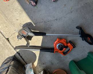 Black and decker weed eater and blower
