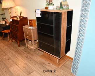 081Family Room