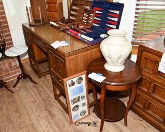 048Family Room