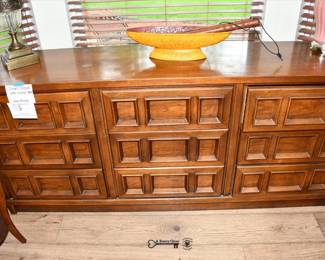 045Family Room