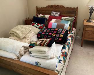 Great selection of quilts and afghans