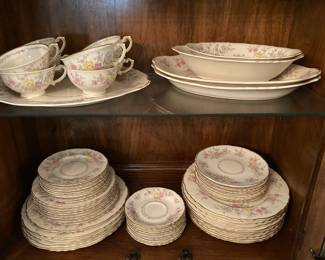 Syracuse China, "Briarcliff" pattern