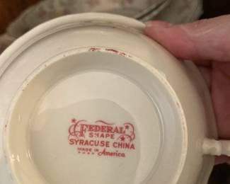 Syracuse China, "Briarcliff" pattern