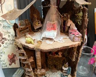 Custom made fairy house, incredibly detailed!