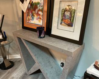 Contemporary accent table