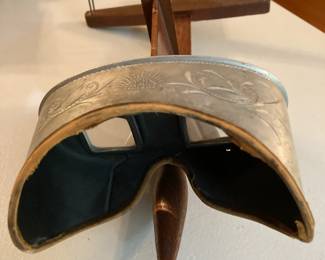Antique handheld stereoscope