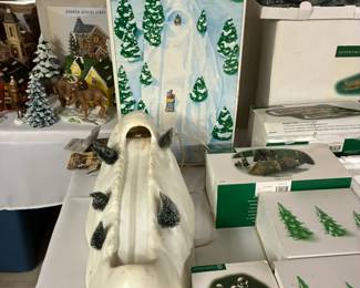 Dept 56 Animated Sledding Hill
