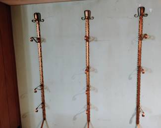 SHELF HOLDERS