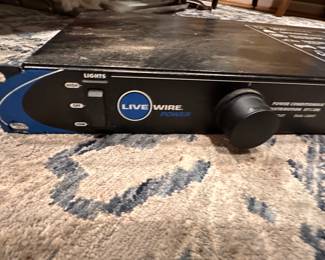 Live Wire Power 11-Outlet Power Conditioning & Distribution System - Music Production Equipment, Musicians, Band Equipment