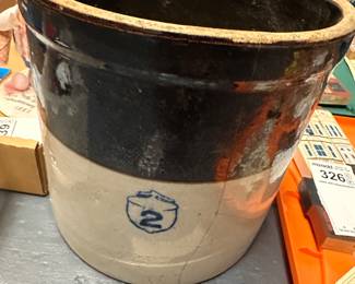 Farmhouse Crocks - Several of these