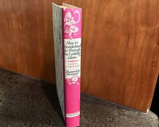 Alice in Wonderland book