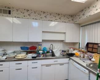 serving dishes, travel cups, paper products