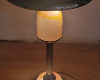 Akro Agate smoking stand. Excellent condition