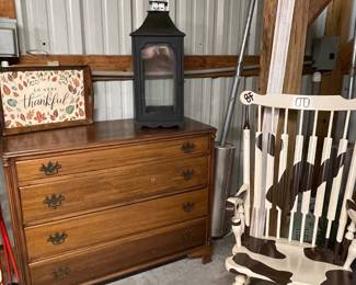 VINTAGE DRESSER, ROCKER