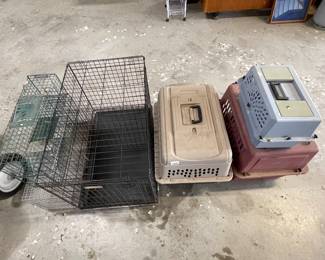 PET CARRIERS & CAGES, TRAPS