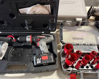 CRAFTSMAN 19.2V DRILL/FLASHLIGHT COMBO, DIABLO HOLE SAW KIT