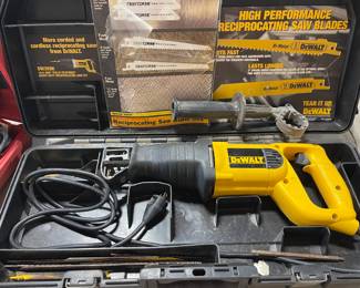 DEWALT RECIPROCATING SAW