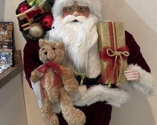 ADORABLE SANTA FIGURE!