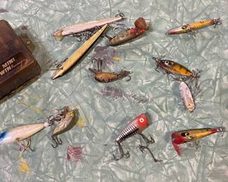 VINTAGE FISHING LURES