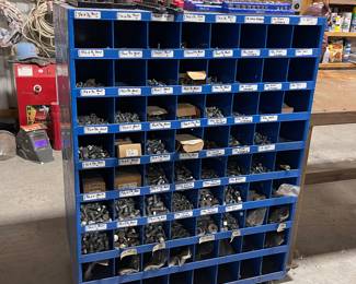 DURHAM FASTENAL 2 SIDED BOLT BIN LOADED WITH BOLTS/NUTS