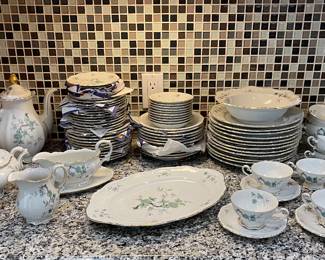 GREEN MING (GOLD TRIM) BY MITTERTEICH -BAVARIA GERMANY DISH SET
