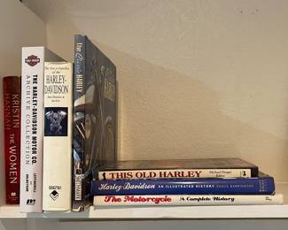 HARLEY DAVIDSON MOTOR CO. ARCHIVE COLLECTION BOOKS, OTHER HARLEY DAVIDSON BOOKS