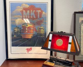 1993 THE PRINTING MACHINE, FORT WORTH TX FROM AN ORIGINAL PAINTING BY JOHN WINFIELD, LIONEL TRAIN ANIMATED HUDSON 700E LOCOMOTIVE TABLE LAMP-LIGHTS, MOTION, & SOUND