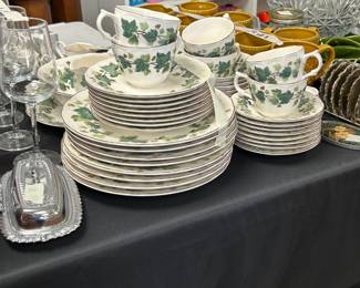 Ivy Dish Set