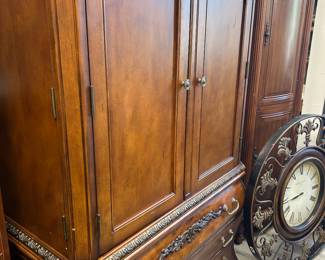 Nice Armoire