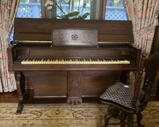 Winter & Co. Piano
