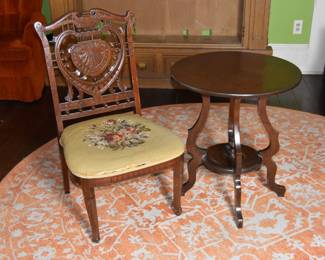 Victorian side chair w/upholstered seat & round wooden stand
