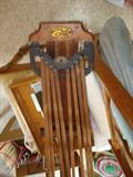 This antique clothes drying apparatis. It is in excellent condition.